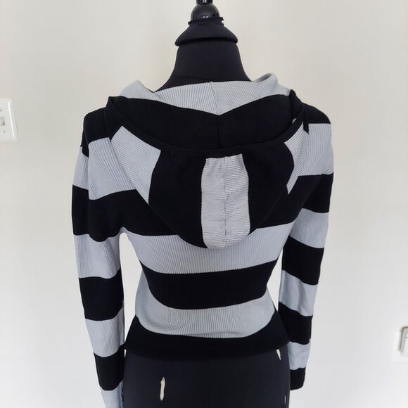 Stripped and hooded long sleeve Size L. 78% Silk, 20% Nylon, 2% Spandex - Picture 3 of 5